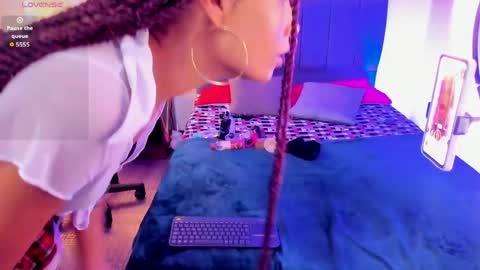 Snapshot of lucerop_ chatting on 05/26/26, 03:46 Lucero online show from 05/26/26, 03:46