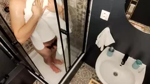 Snapshot of luchas91 chatting on 02/13/26, 08:16 luchas91 online show from 02/13/26, 08:16