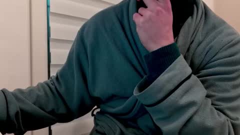 Snapshot of luchas91 chatting on 03/03/26, 05:08 luchas91 online show from 03/03/26, 05:08