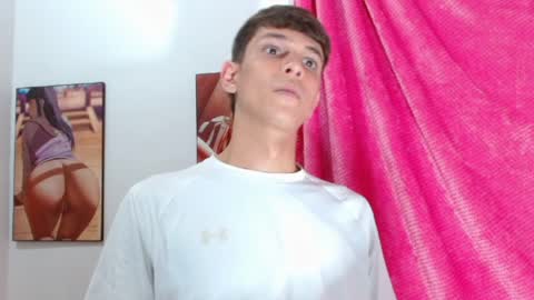 LUCHO HOT  online show from 04/05/26, 07:22