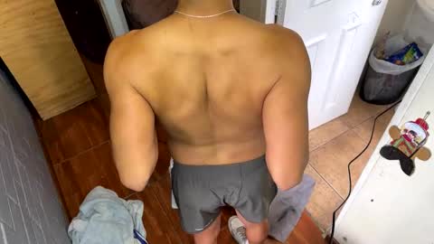 Felipe online show from 12/05/24, 03:28