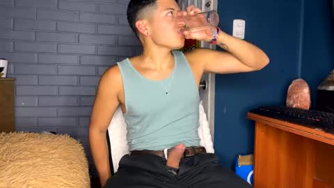 Felipe online show from 12/20/24, 02:30