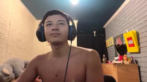 Felipe online show from 01/11/25, 04:27