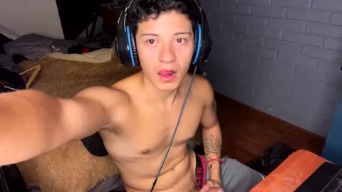 Felipe online show from 02/03/25, 03:53