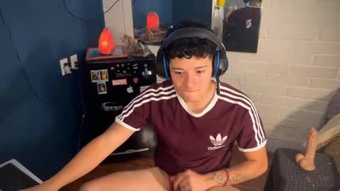 Felipe online show from 02/18/25, 02:27