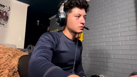 Felipe online show from 02/24/25, 04:49