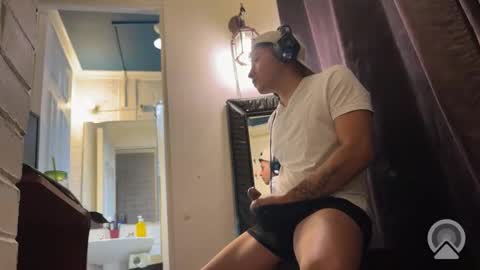 Felipe online show from 10/02/25, 03:13