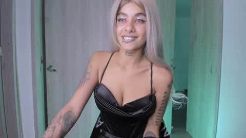 Snapshot of luci_fer_devil_1 chatting on 01/01/25, 06:47 Veronica Rati    online show from 01/01/25, 06:47