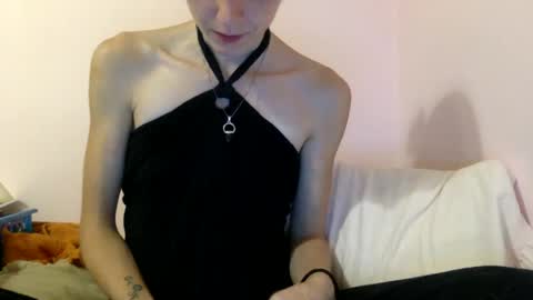 Snapshot of luci_layne chatting on 07/10/26, 04:39 Luci Layne online show from 07/10/26, 04:39