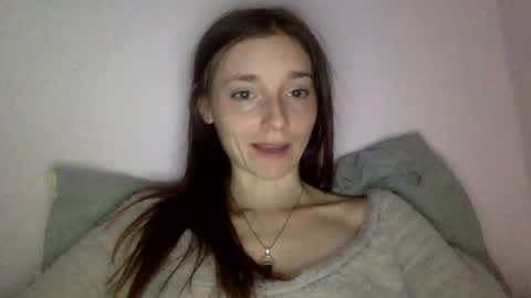 Snapshot of luci_layne chatting on 07/18/26, 06:23 Luci Layne online show from 07/18/26, 06:23