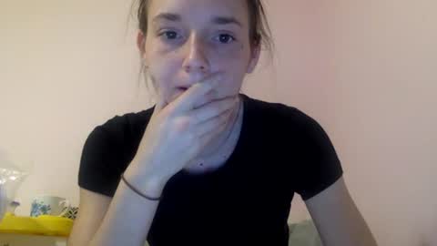 Snapshot of luci_layne chatting on 07/28/26, 11:17 Luci Layne online show from 07/28/26, 11:17