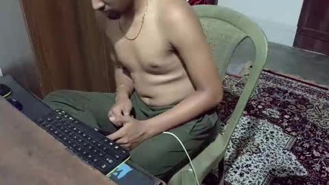 Snapshot of luci_ri chatting on 10/30/25, 02:46 luci_ri online show from 10/30/25, 02:46