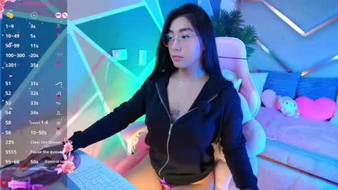 Snapshot of luci_tender chatting on 05/04/26, 11:45 hanna online show from 05/04/26, 11:45