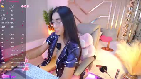 Snapshot of luci_tender chatting on 06/26/26, 01:10 hanna online show from 06/26/26, 01:10