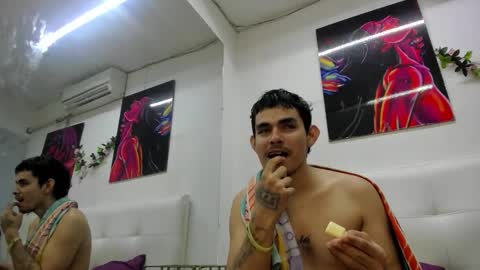 lucia78shy online show from 10/22/25, 07:02