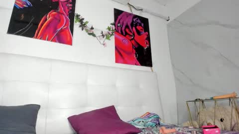 lucia78shy online show from 10/23/25, 07:07