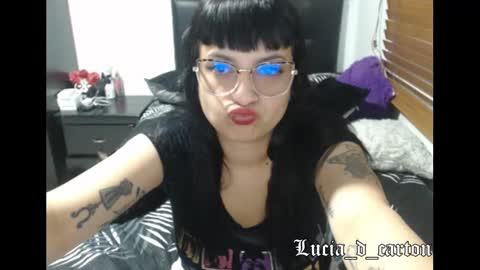 Snapshot of lucia_d_carton chatting on 02/04/25, 04:05 Lulu DCarton online show from 02/04/25, 04:05