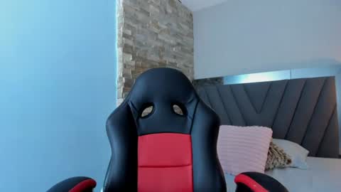 L u c i a  online show from 06/26/26, 07:29