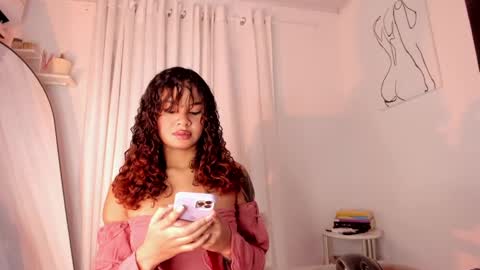 Lucia online show from 01/06/25, 06:10