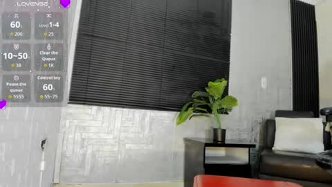 L U C I A online show from 06/27/26, 12:33