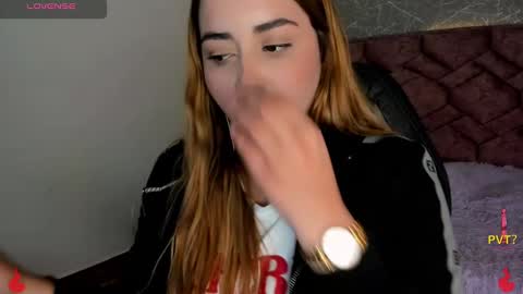 lucia star  online show from 01/02/25, 07:29