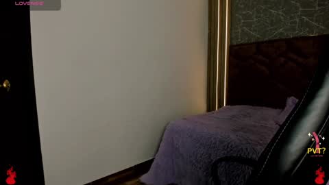 lucia star  online show from 01/17/25, 09:17