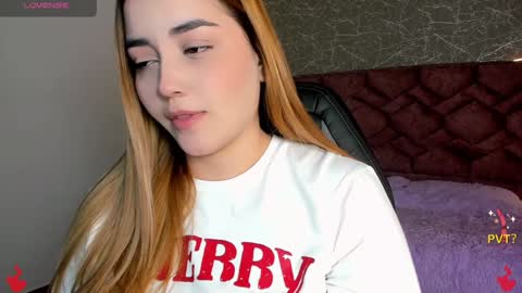 lucia star  online show from 01/25/25, 07:07