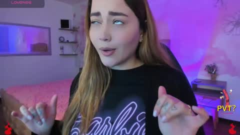 lucia star  online show from 02/14/25, 02:39