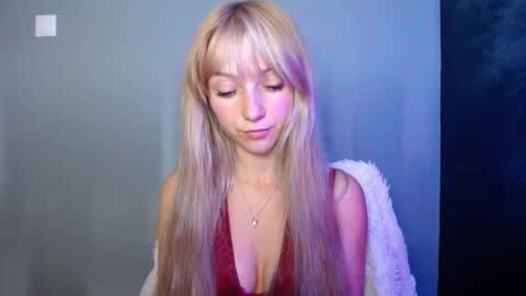 Lucy online show from 09/15/25, 09:09