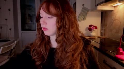 Snapshot of luciacoy chatting on 11/28/25, 05:15 Lucia online show from 11/28/25, 05:15