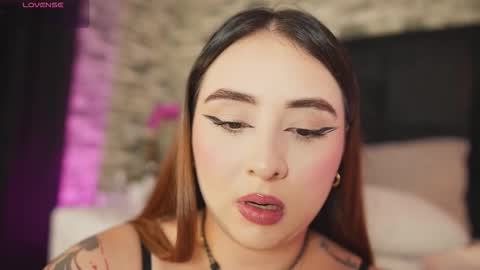 Snapshot of luciana_66 chatting on 03/25/26, 08:15 Lisseth online show from 03/25/26, 08:15