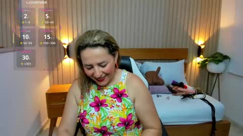 Snapshot of luciana_ballesteros chatting on 05/30/26, 12:02 Luciana online show from 05/30/26, 12:02