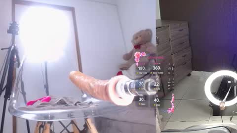 luciana_hunters online show from 09/13/25, 05:24