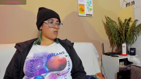 Snapshot of lucianacapisce chatting on 10/18/25, 09:59 Dani 3 online show from 10/18/25, 09:59