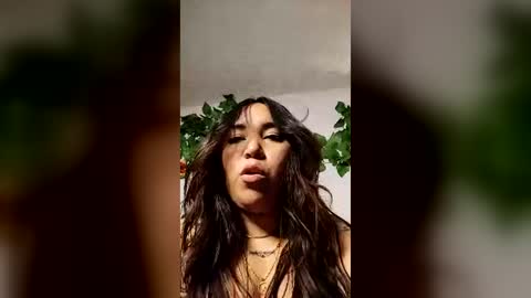 Snapshot of lucianacapisce chatting on 06/21/26, 12:46 Dani 3 online show from 06/21/26, 12:46