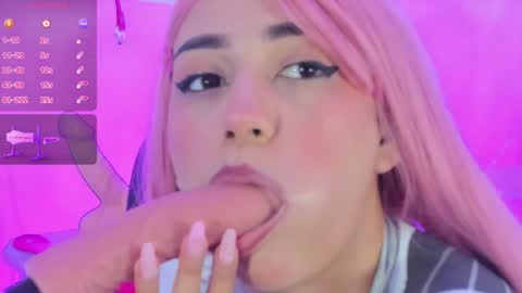 Snapshot of lucianacarter chatting on 12/11/24, 02:44 online show from 12/11/24, 02:44