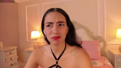 Snapshot of lucianacarter chatting on 10/23/25, 04:12 online show from 10/23/25, 04:12