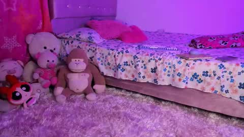 Snapshot of lucianacarter chatting on 11/10/25, 10:09 online show from 11/10/25, 10:09