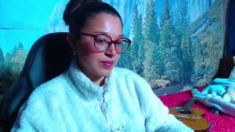 Lucy online show from 03/08/26, 03:10