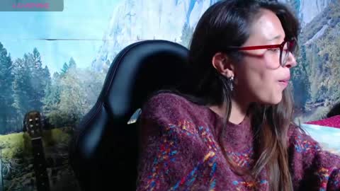 Lucy online show from 04/17/26, 08:45