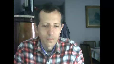 Snapshot of lucianoaxel chatting on 12/08/24, 05:33 Luciano online show from 12/08/24, 05:33