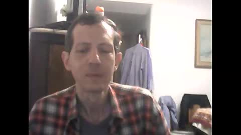 Snapshot of lucianoaxel chatting on 12/30/24, 12:43 Luciano online show from 12/30/24, 12:43