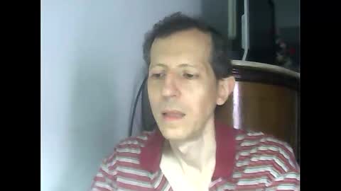 Snapshot of lucianoaxel chatting on 02/20/25, 06:46 Luciano online show from 02/20/25, 06:46