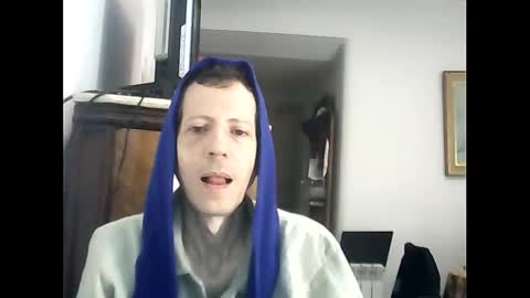 Snapshot of lucianoaxel chatting on 11/01/25, 01:35 Luciano online show from 11/01/25, 01:35