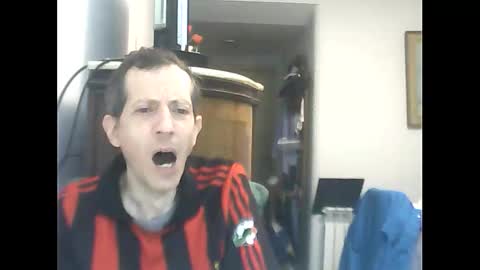 Snapshot of lucianoaxel chatting on 02/21/26, 03:07 Luciano online show from 02/21/26, 03:07