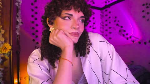 Snapshot of lucianromeo17 chatting on 04/01/26, 01:01 Lucy or Lucian 3 Come to my social Links3 online show from 04/01/26, 01:01