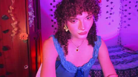 Snapshot of lucianromeo17 chatting on 04/07/26, 06:25 Lucy or Lucian 3 Come to my social Links3 online show from 04/07/26, 06:25