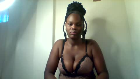 luciaresa online show from 07/07/26, 08:51