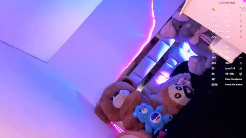 Snapshot of lucidollts_ chatting on 02/18/25, 06:26 Luci online show from 02/18/25, 06:26