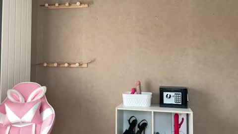 Lucie hot follow me on  online show from 11/10/25, 10:14